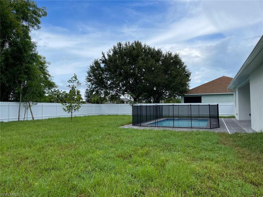 CAPE CORAL - Residential Lease