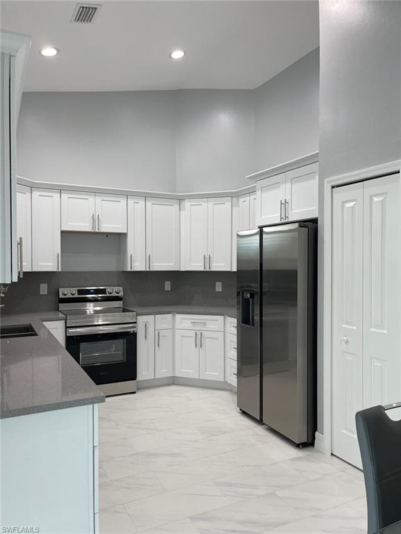 CAPE CORAL - Residential Lease