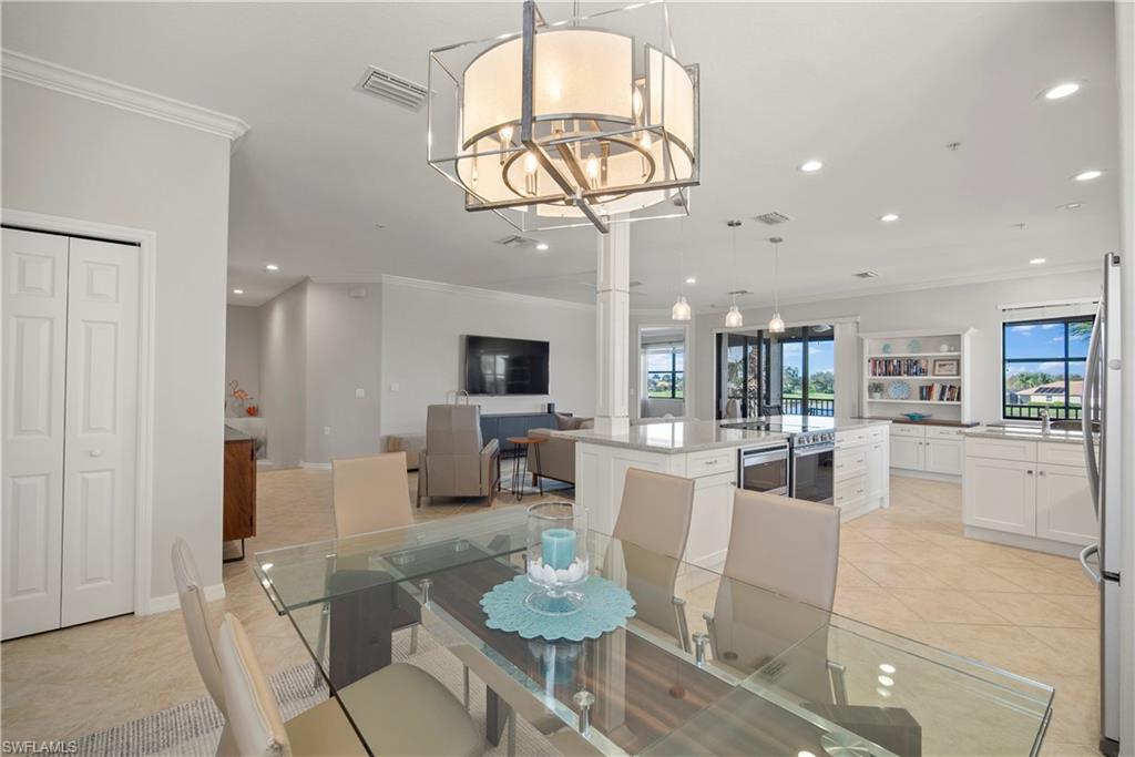 COACH HOMES AT HERITAGE BAY - Residential