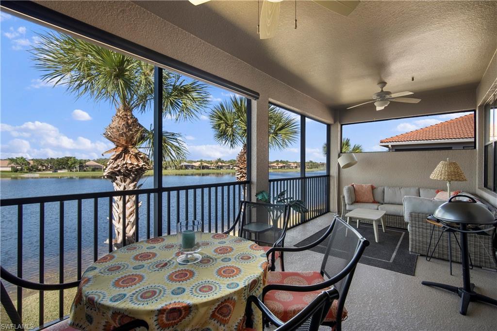 COACH HOMES AT HERITAGE BAY - Residential