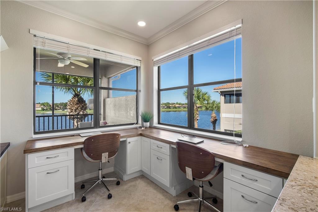 COACH HOMES AT HERITAGE BAY - Residential