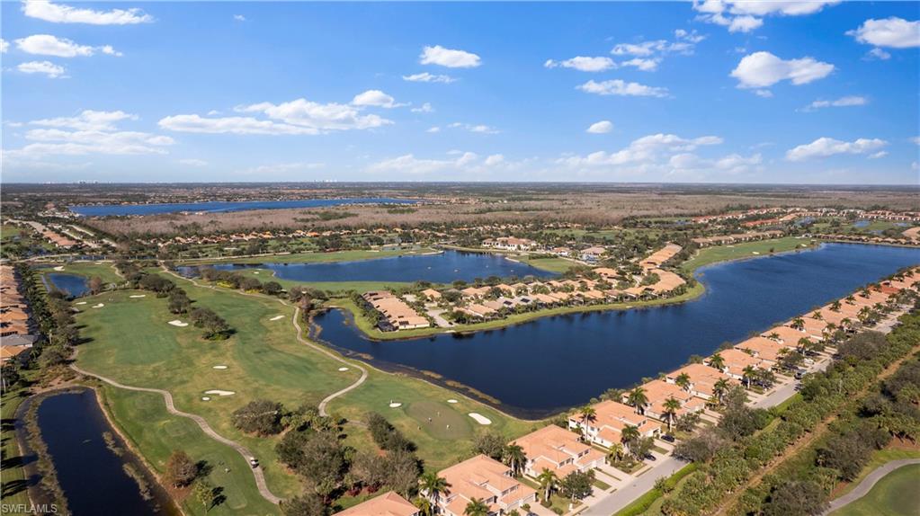 COACH HOMES AT HERITAGE BAY - Residential