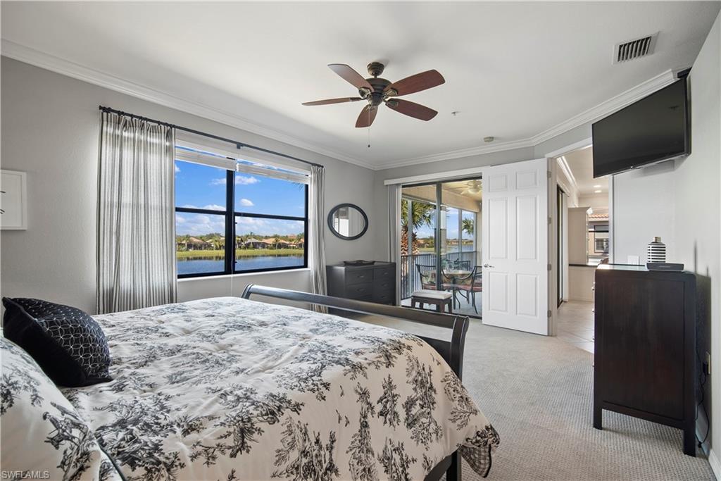 COACH HOMES AT HERITAGE BAY - Residential