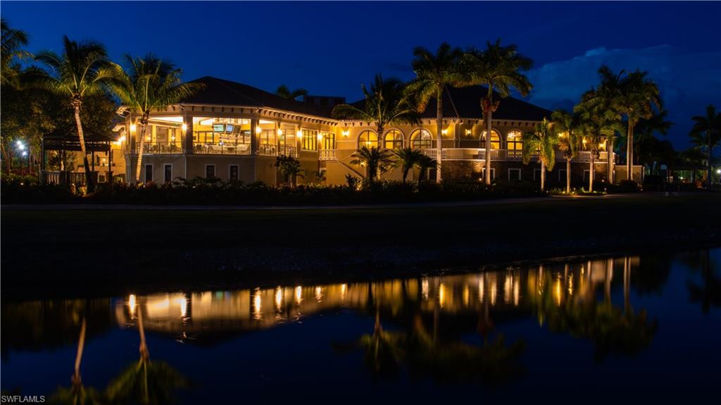 COACH HOMES AT HERITAGE BAY - Residential