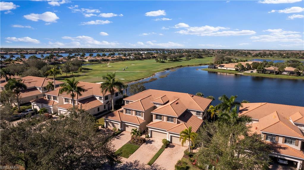 COACH HOMES AT HERITAGE BAY - Residential