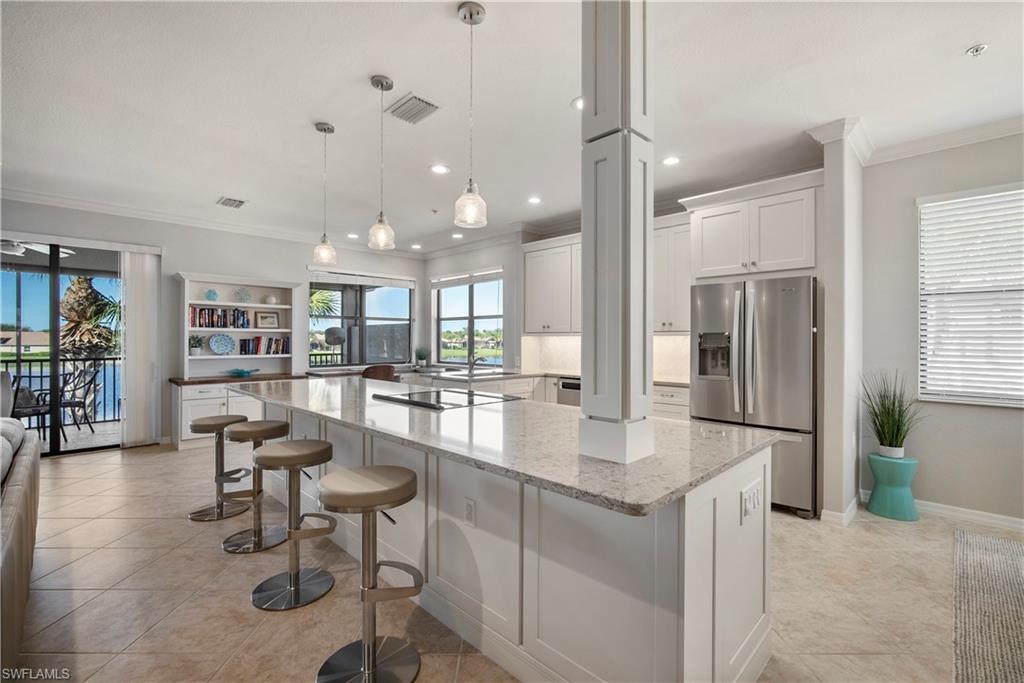 COACH HOMES AT HERITAGE BAY - Residential