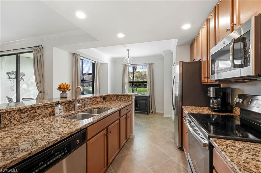 BONITA NATIONAL GOLF AND COUNTRY CLUB - Residential