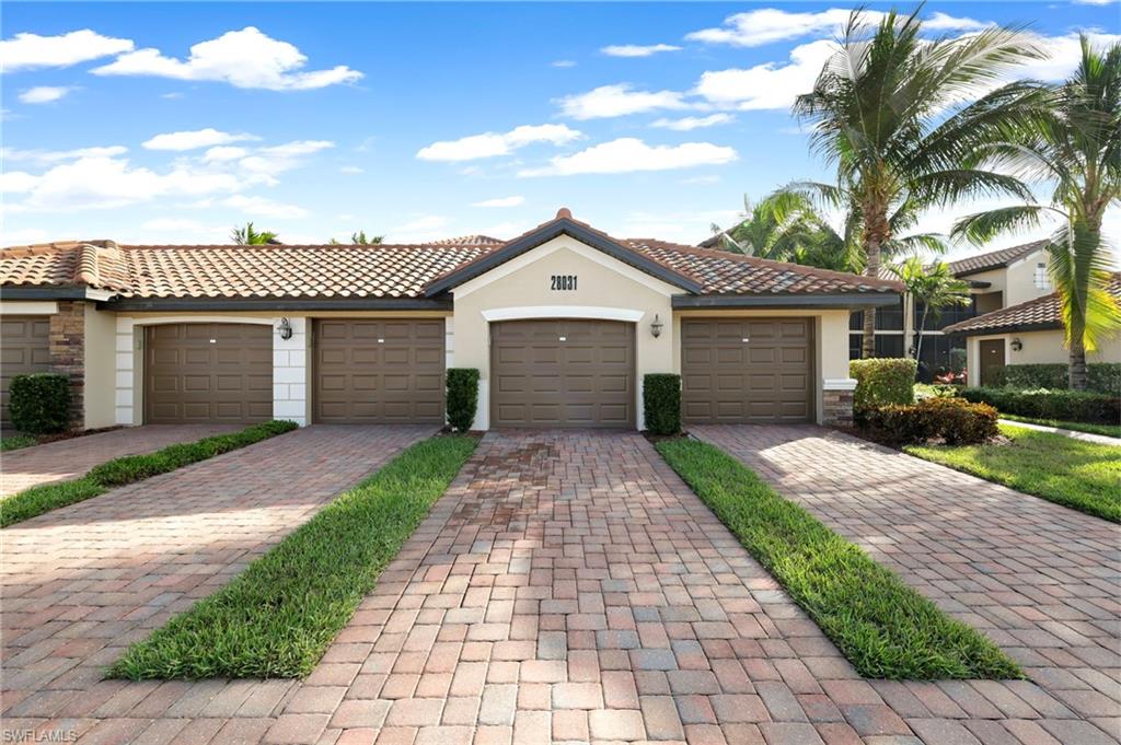 BONITA NATIONAL GOLF AND COUNTRY CLUB - Residential