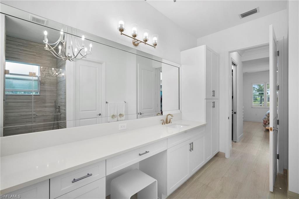 VALENCIA TRAILS - Residential