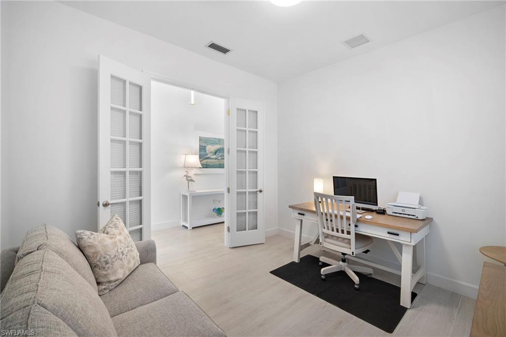 VALENCIA TRAILS - Residential