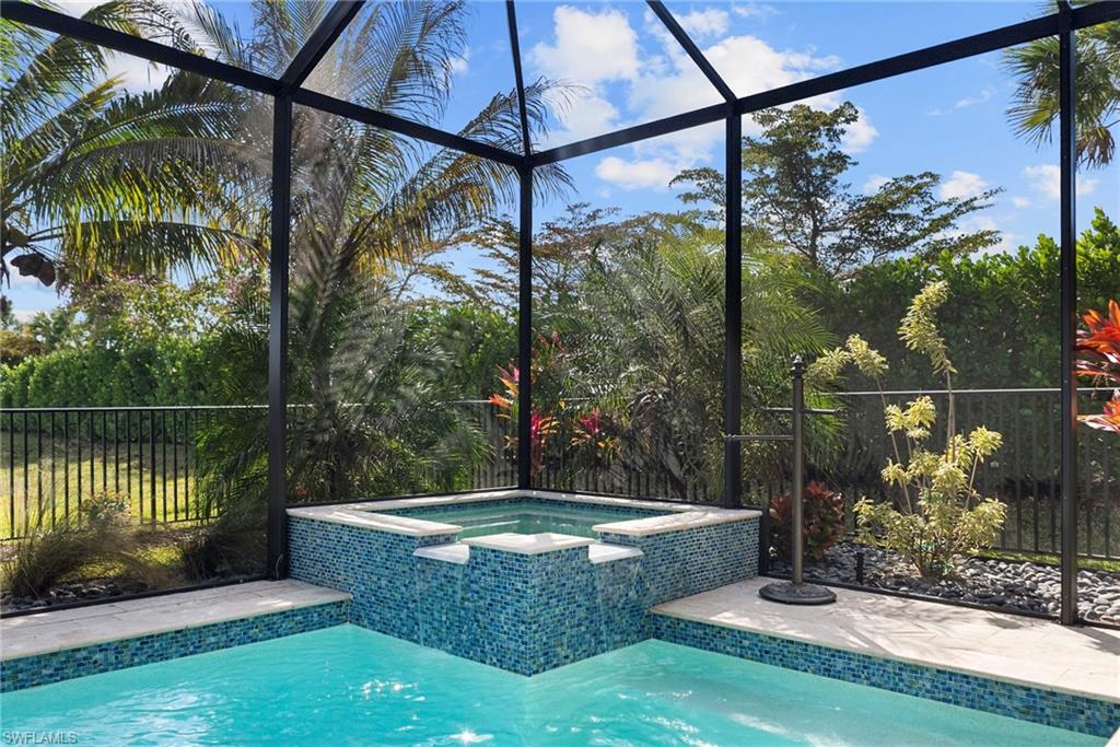 VALENCIA TRAILS - Residential