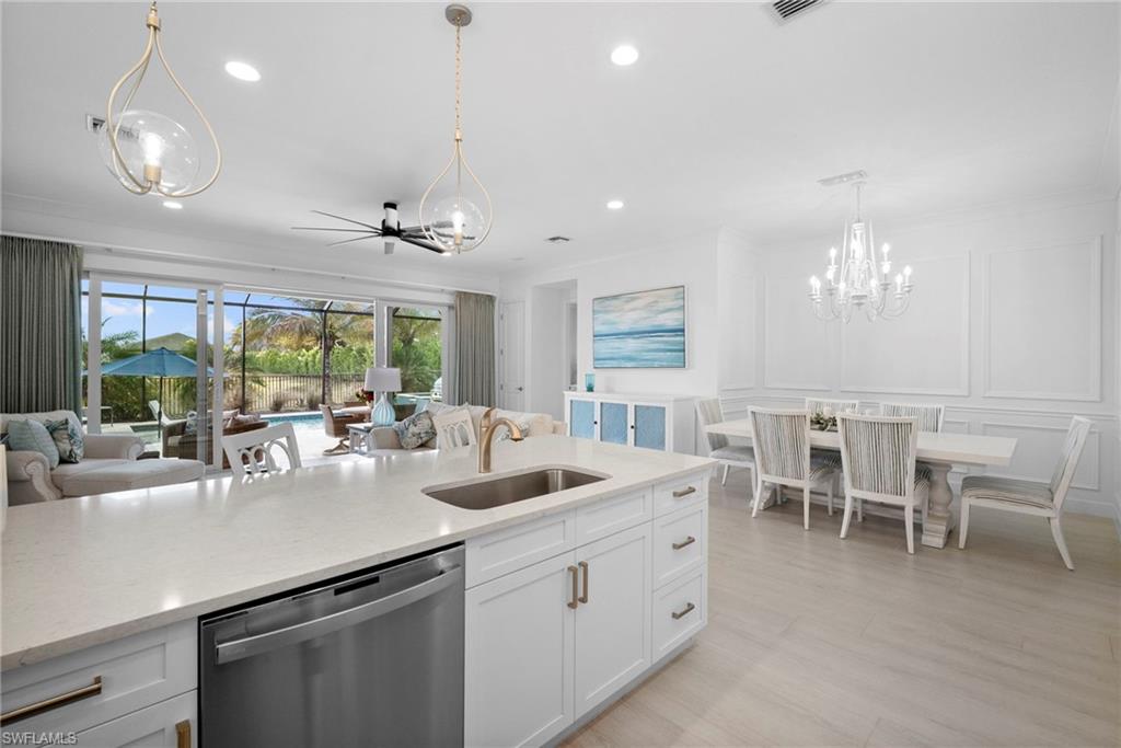 VALENCIA TRAILS - Residential