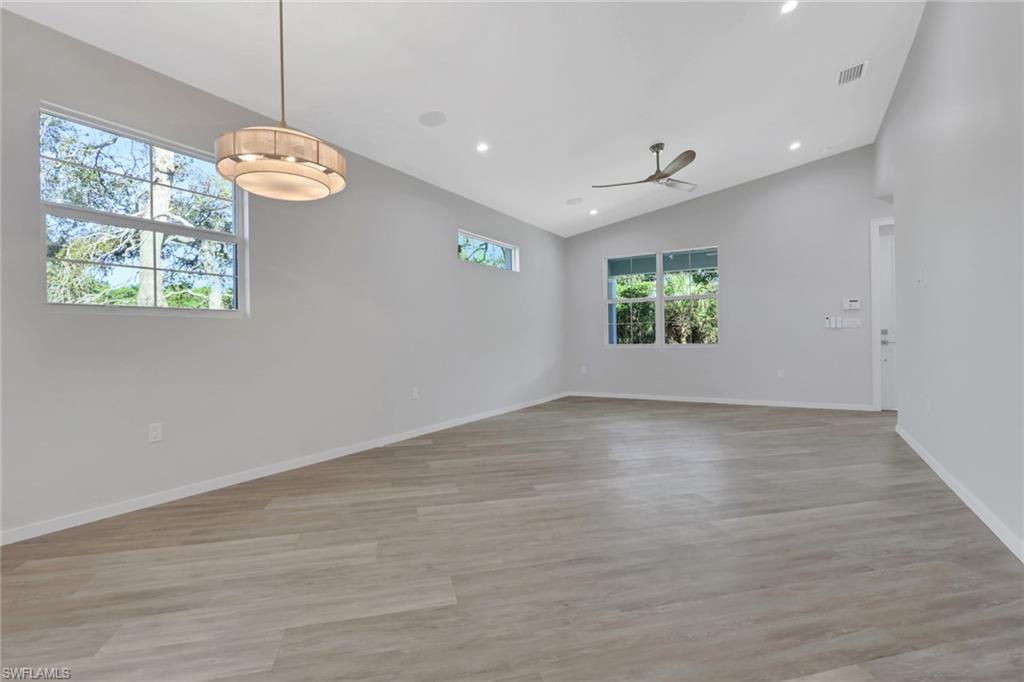 NAPLES VILLAS - Residential