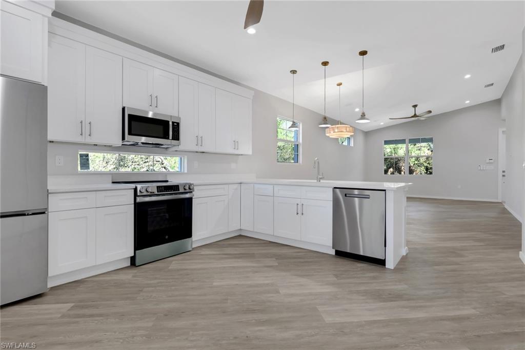 NAPLES VILLAS - Residential