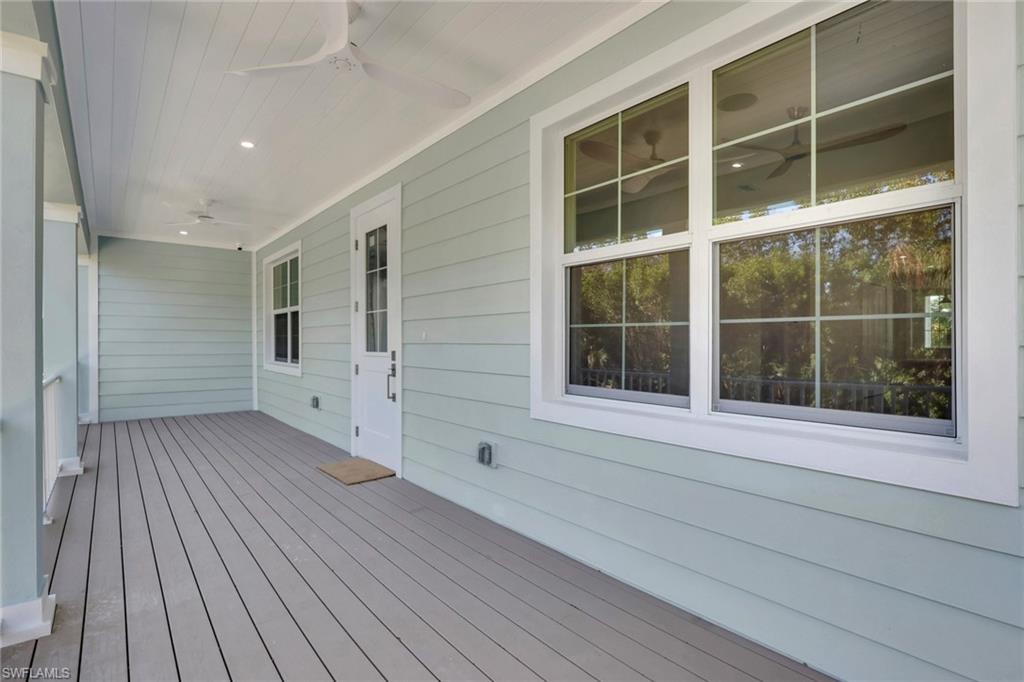 NAPLES VILLAS - Residential