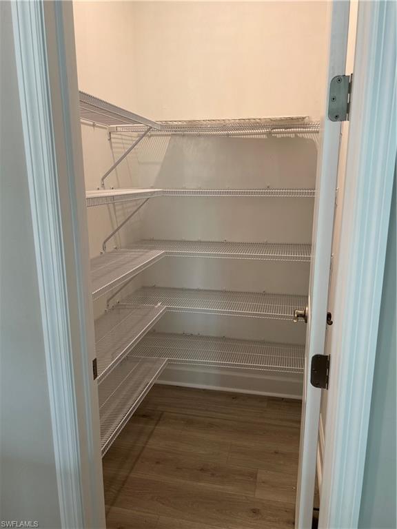 VALENCIA LAKES - Residential Lease