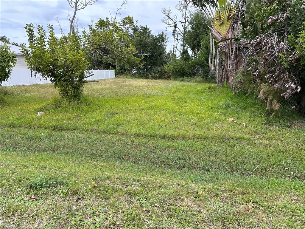 PINE ISLAND CENTER - Land