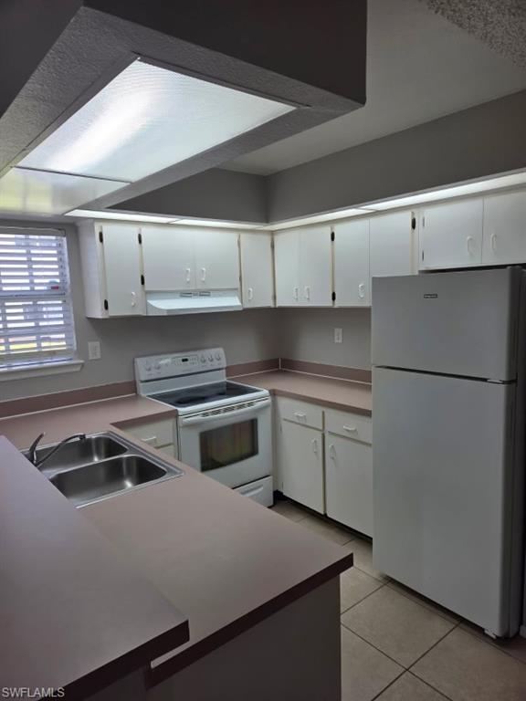 SOUTH BAY PLANTATION - Residential Lease