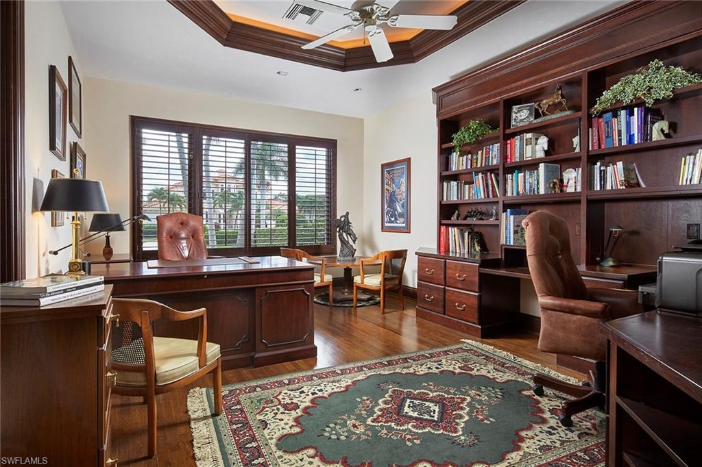 PARK SHORE - Residential