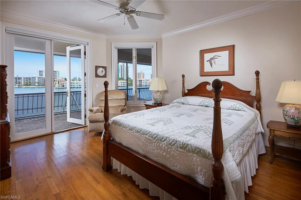 PARK SHORE - Residential