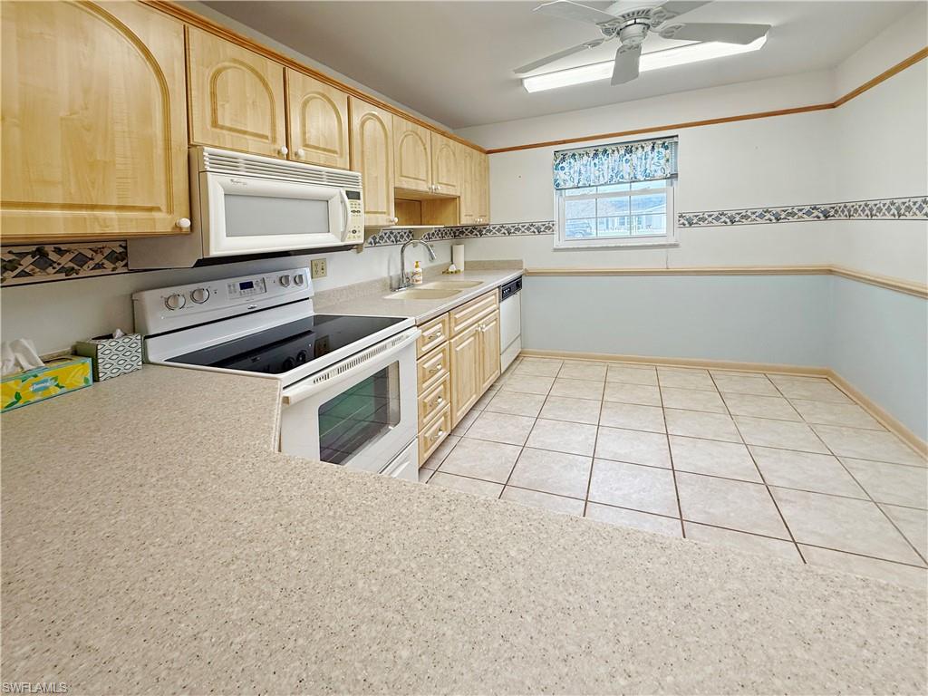 MYERLEE CIRCLE CONDO - Residential