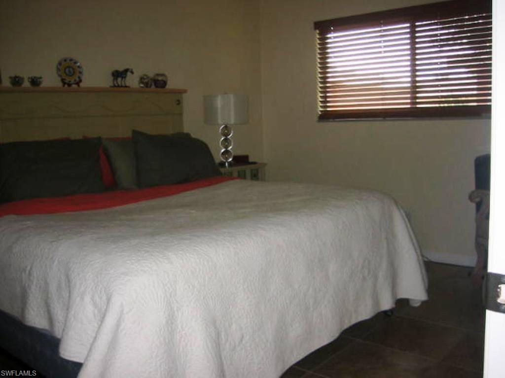 SEMINOLE GARDEN APARTMENTS - Residential