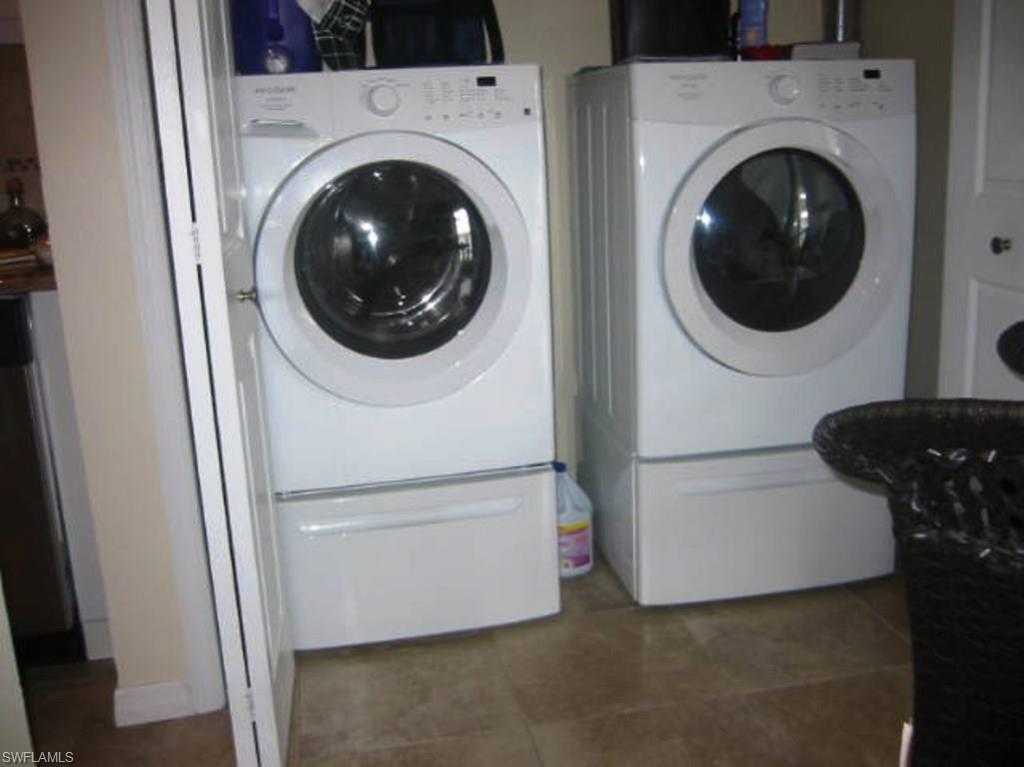 SEMINOLE GARDEN APARTMENTS - Residential