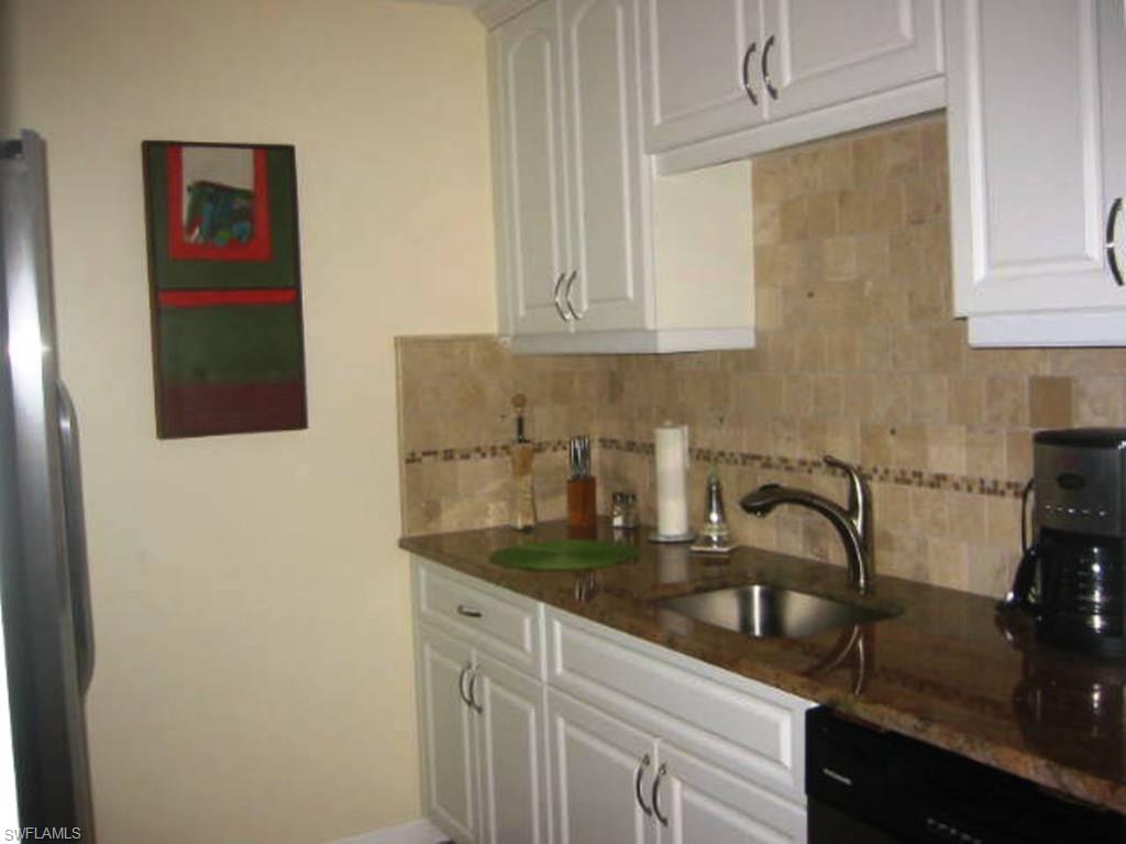 SEMINOLE GARDEN APARTMENTS - Residential