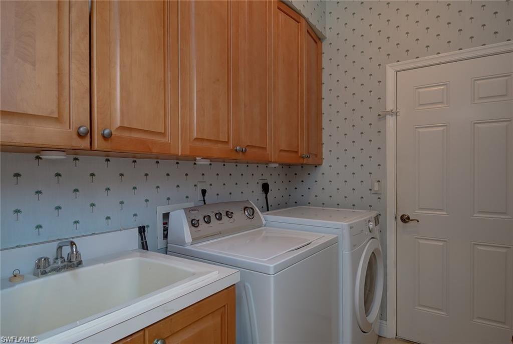 BELL TOWER PARK - Residential