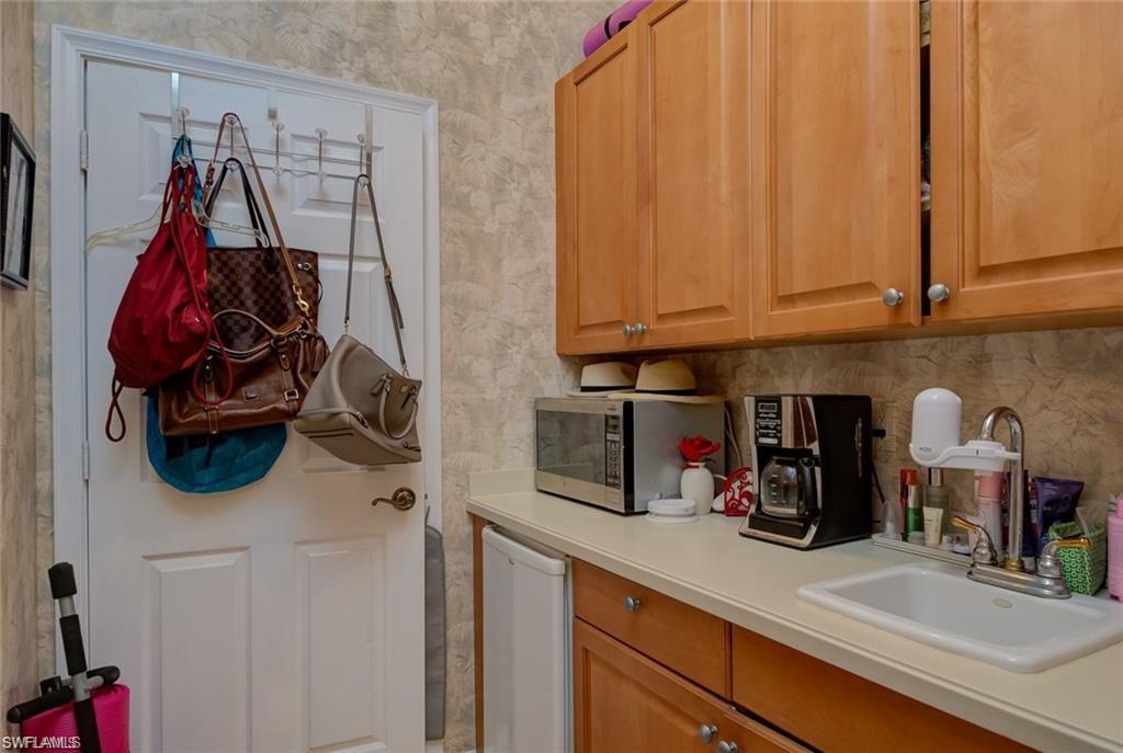 BELL TOWER PARK - Residential