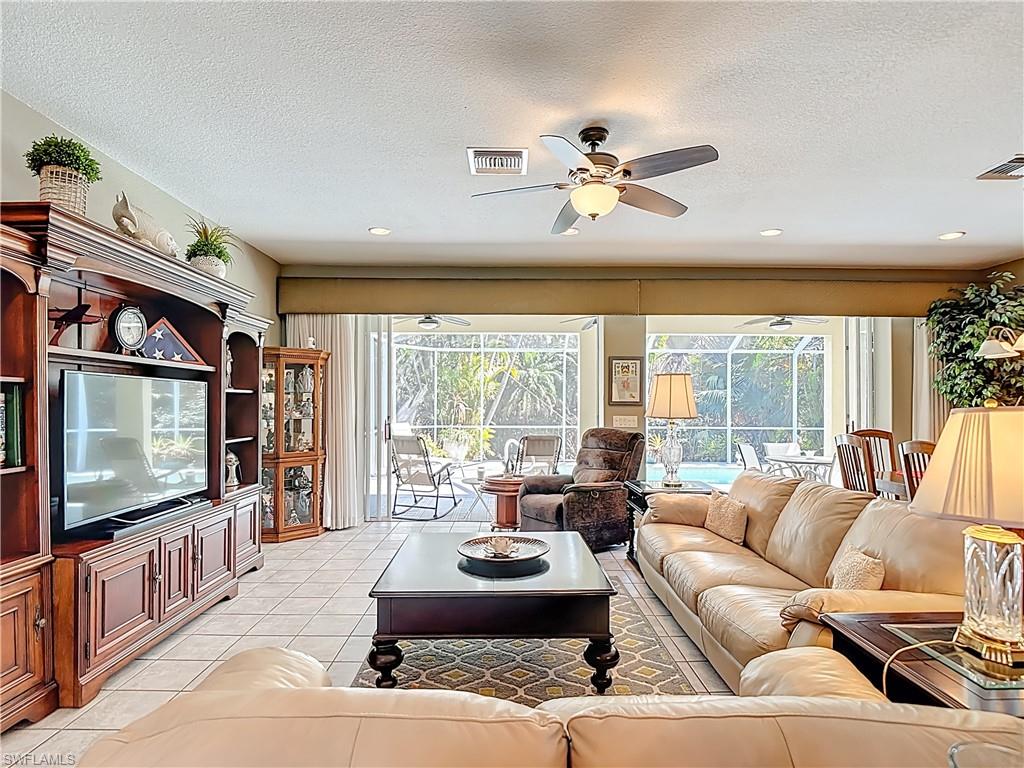 DEL VERA COUNTRY CLUB - Residential