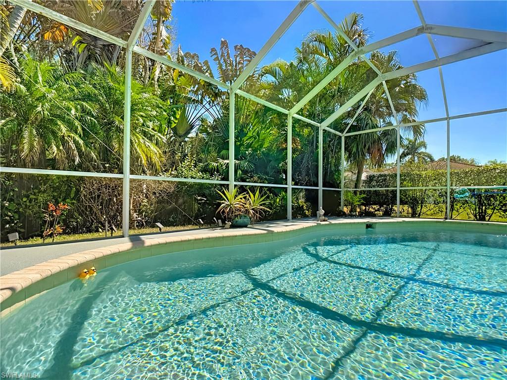 DEL VERA COUNTRY CLUB - Residential