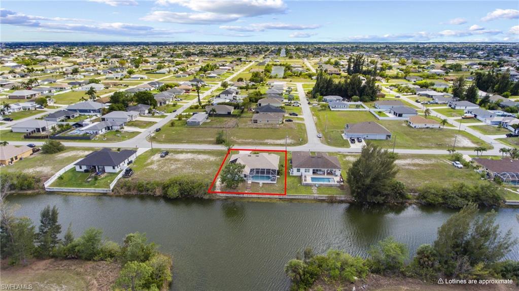 CAPE CORAL - Residential