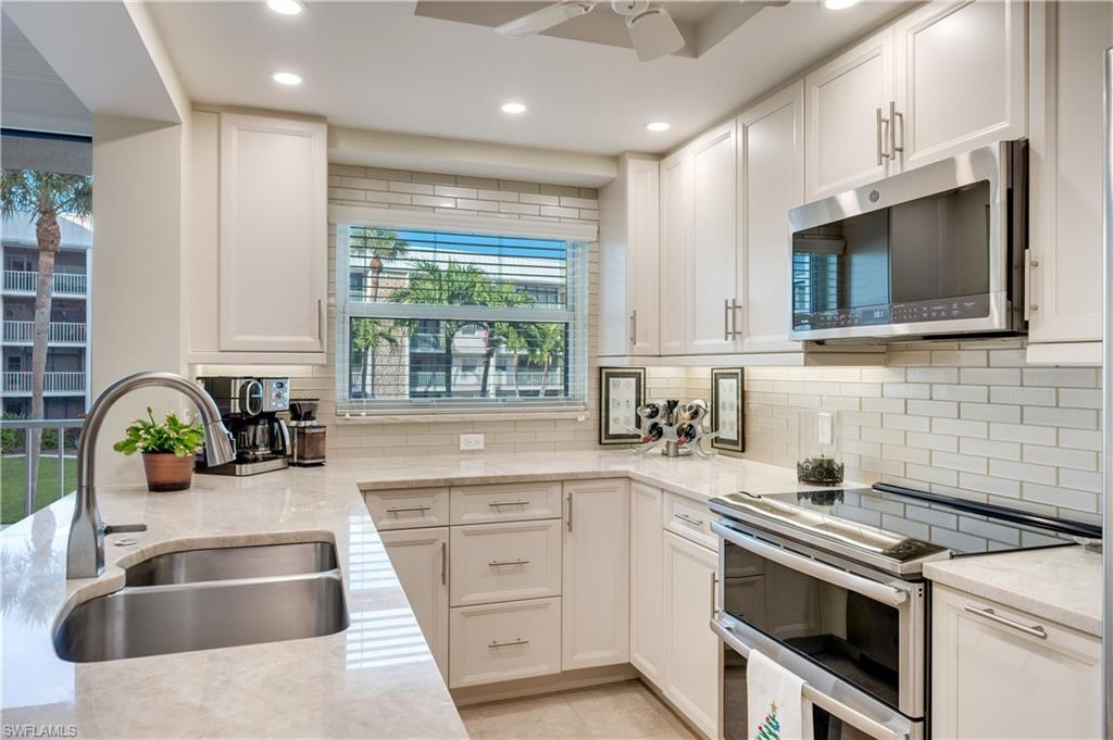 3000 Gulf Shore BLVD N 212