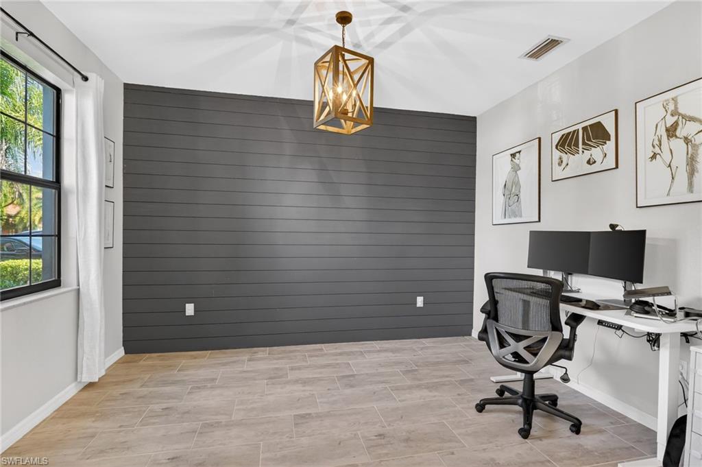 HAMPTON PARK - Residential