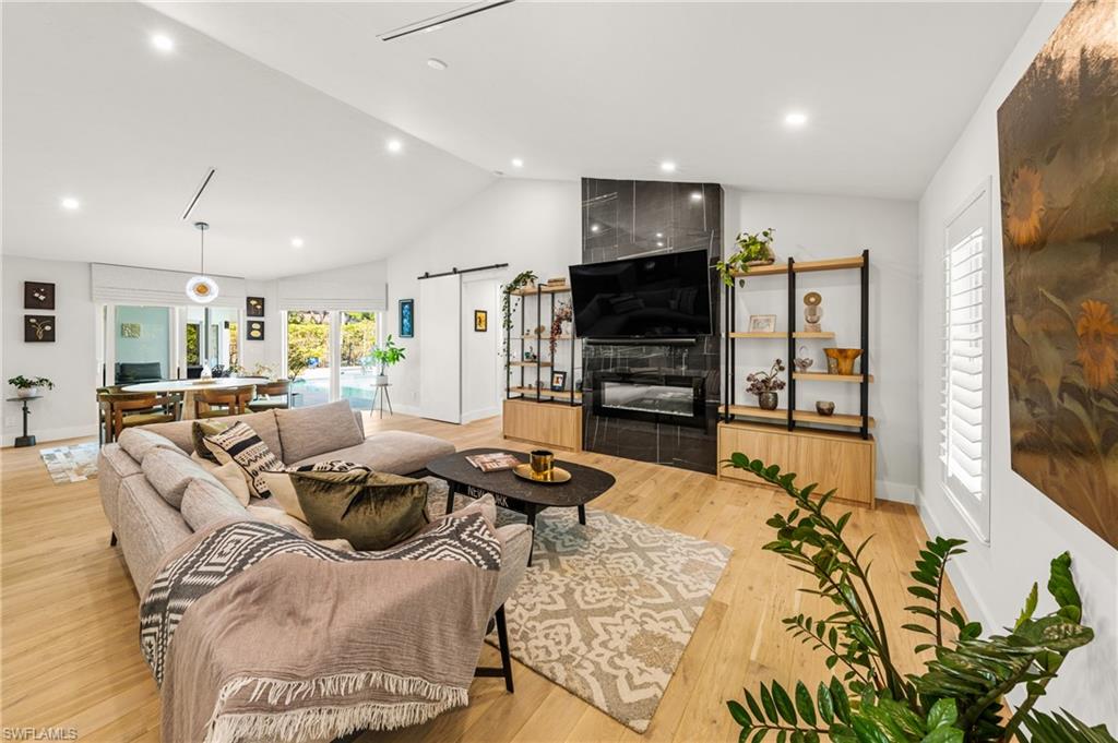 OAKMONT - Residential