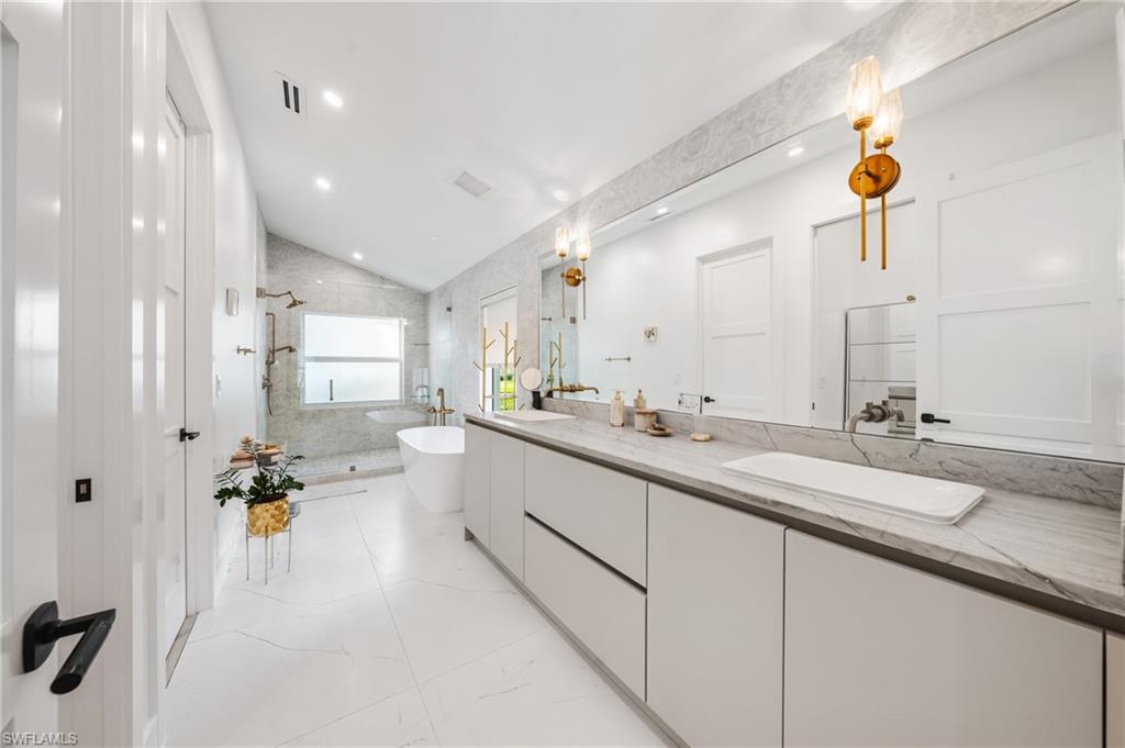 OAKMONT - Residential