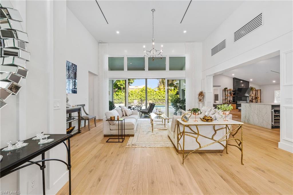 OAKMONT - Residential