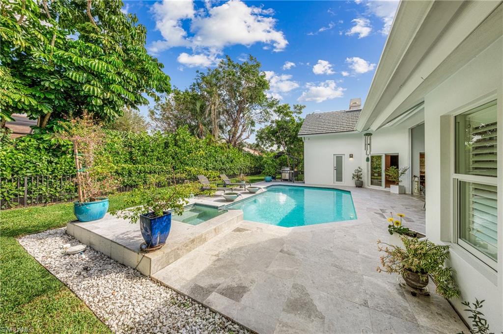 OAKMONT - Residential