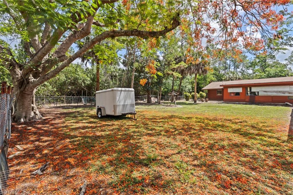 GOLDEN GATE ESTATES - Residential