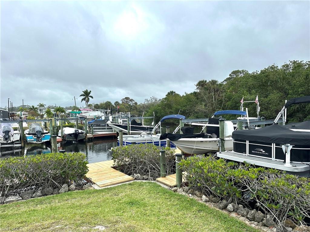 MARINERS COVE - Land