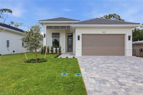 Photo of 1027 Frank Whiteman BLVD, NAPLES, FL 34103 (MLS # 226014702)