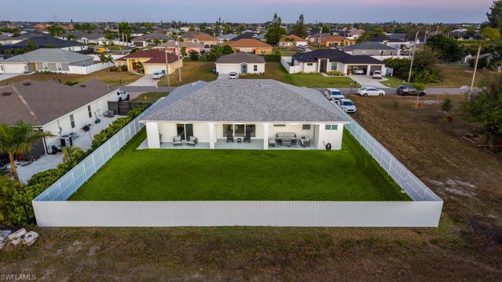 CAPE CORAL - Residential