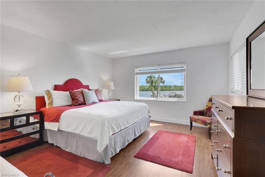 305 Goodlette-Frank RD S C304