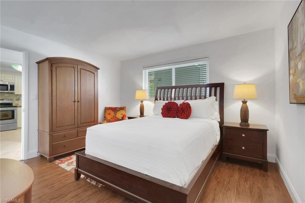 305 Goodlette-Frank RD S C304