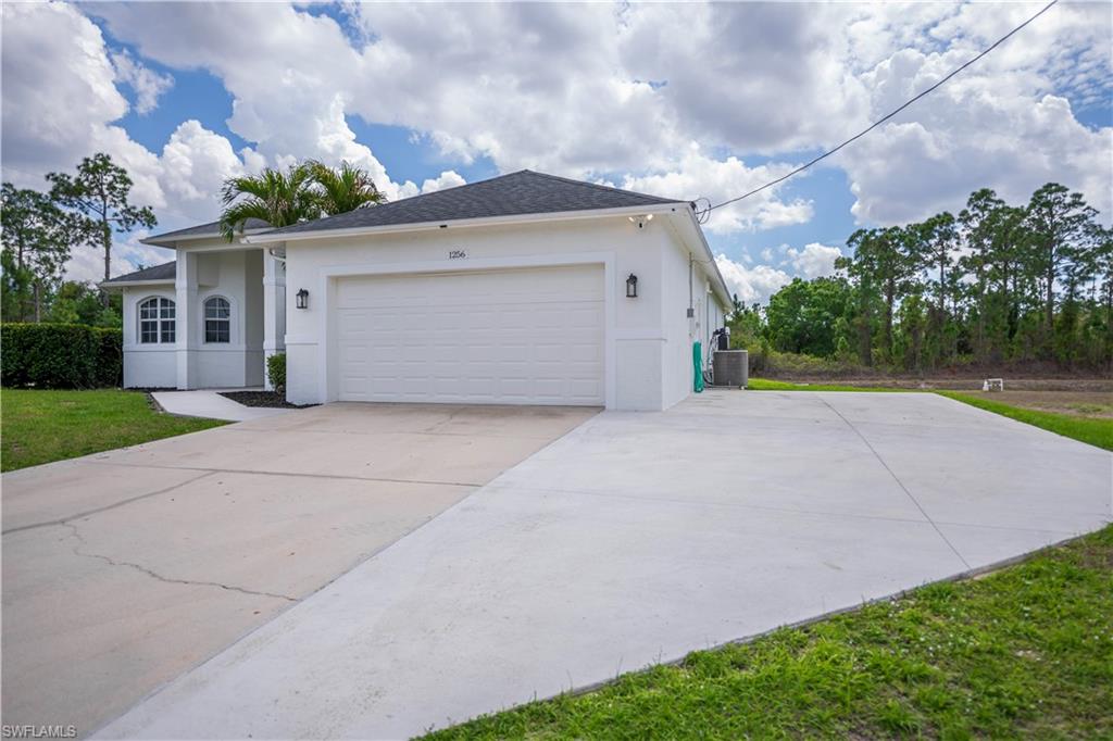 LEHIGH ACRES - Residential