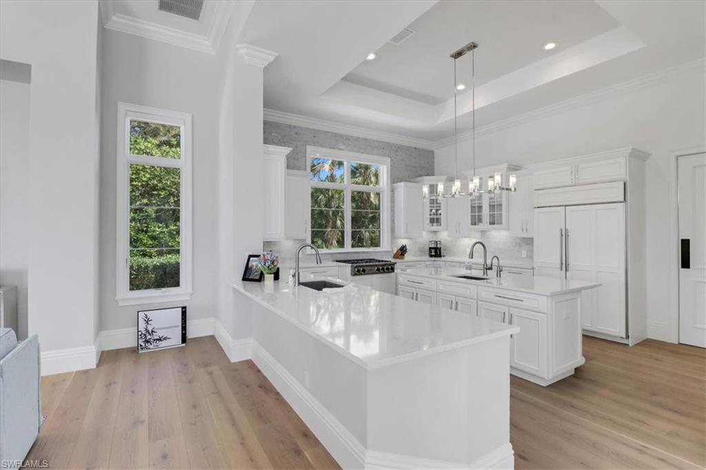 GREY OAKS - Residential