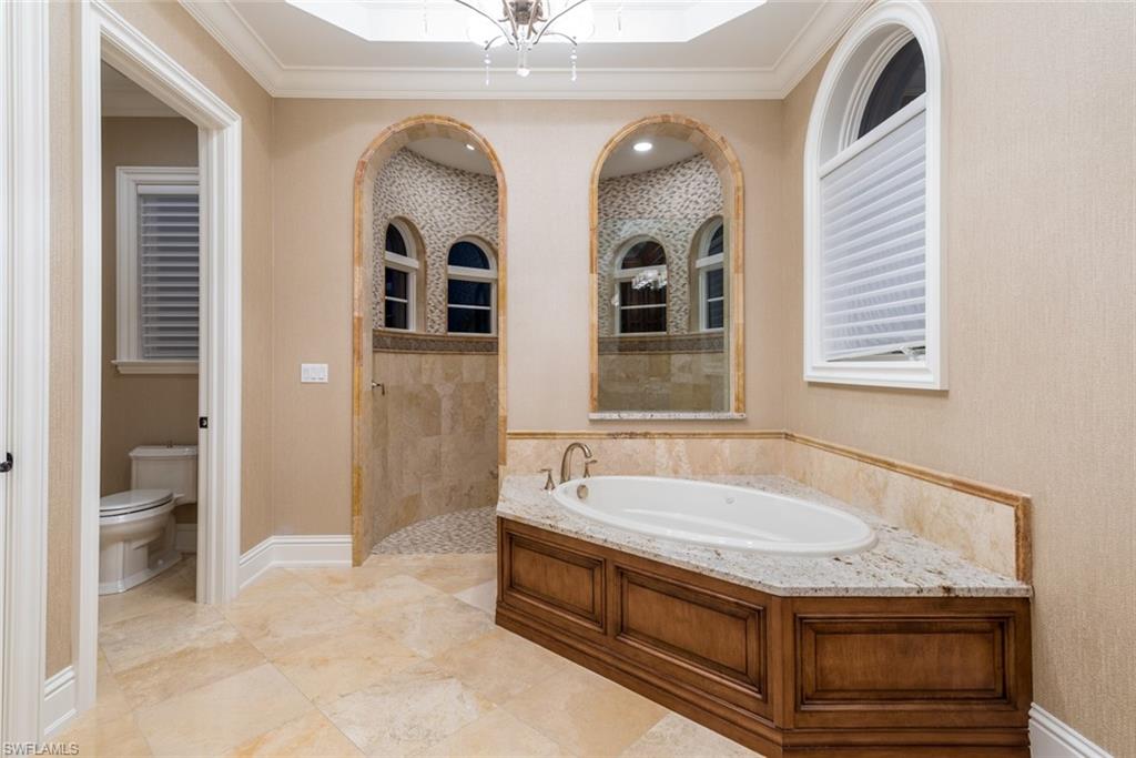 AQUALANE SHORES - Residential