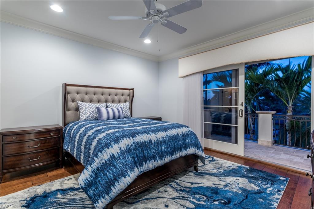 AQUALANE SHORES - Residential