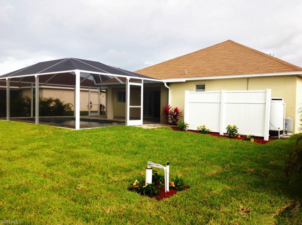 CAPE CORAL - Residential